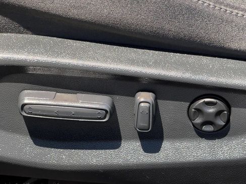 Used 2019 Honda Accord EX image 10