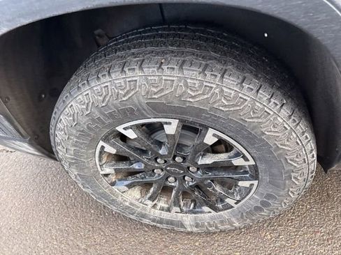 Used 2025 Chevrolet Traverse Z71 w/ Driver Confidence Package image 12