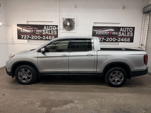 Used 2020 Honda Ridgeline RTL-E image 2