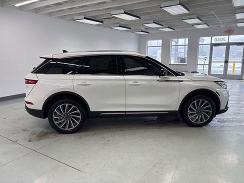 Used 2023 Lincoln Corsair Reserve w/ Rear Removable Package Tray image 14