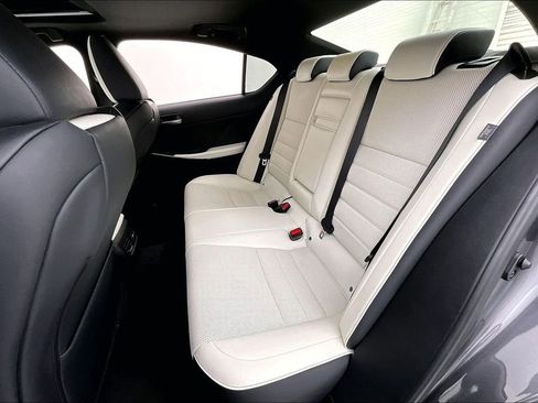 Used 2022 Lexus IS 350 F Sport image 33