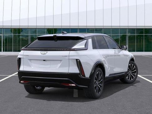 New 2026 Cadillac Lyriq Premium Sport image 4