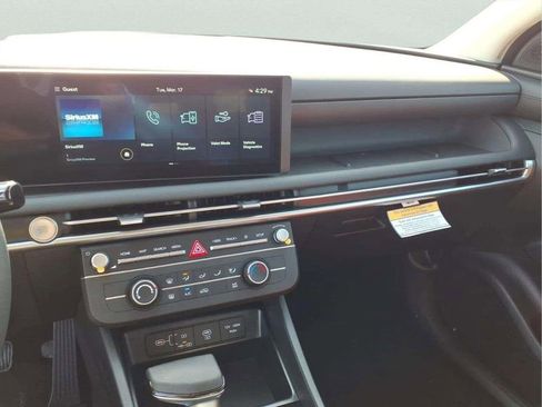 New 2026 Hyundai Tucson SE FWD image 13