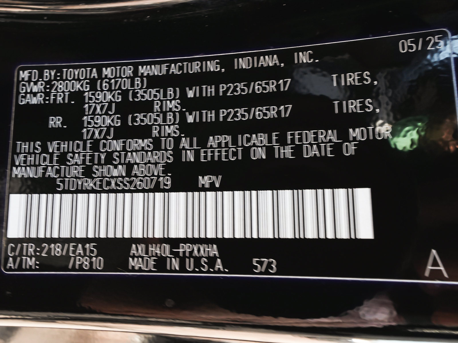 Used 2025 Toyota Sienna XLE FWD image 16