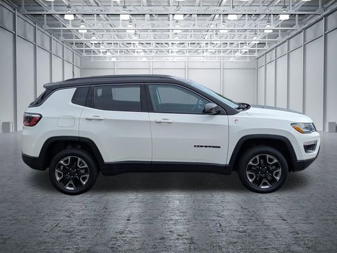 Used 2018 Jeep Compass Trailhawk w/ Navigation Group AWD/4WD image 6