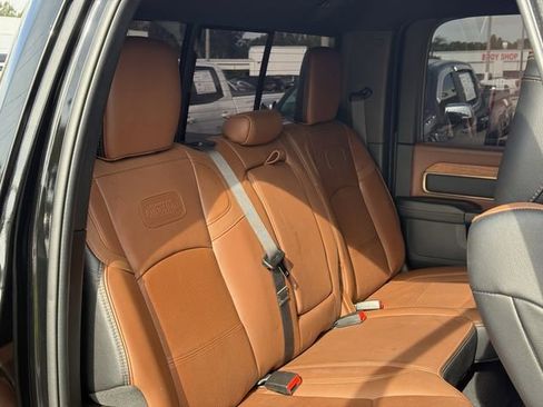 Used 2023 RAM 2500 Limited AWD/4WD image 30