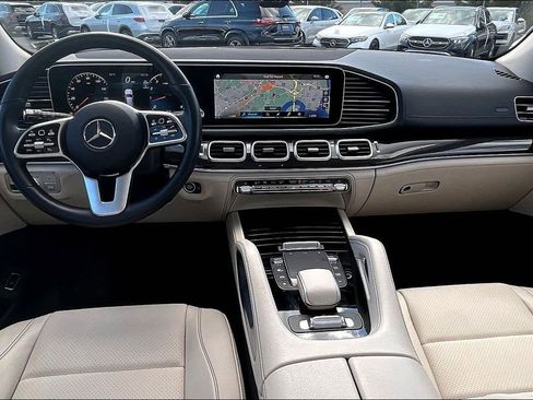 Certified 2023 Mercedes-Benz GLS 450 4MATIC image 13