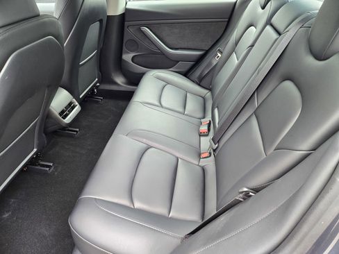 Used 2023 Tesla Model 3 Standard Range RWD image 12