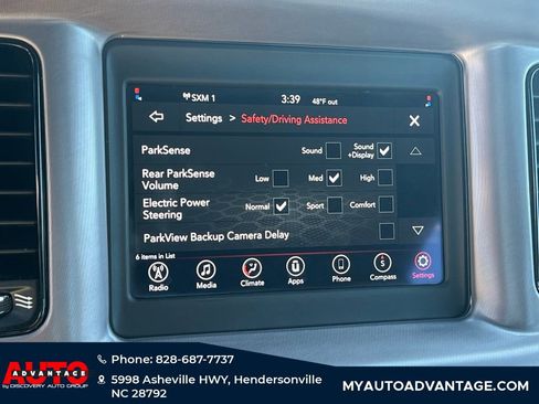 Used 2019 Dodge Charger SXT w/ Blacktop Package image 13