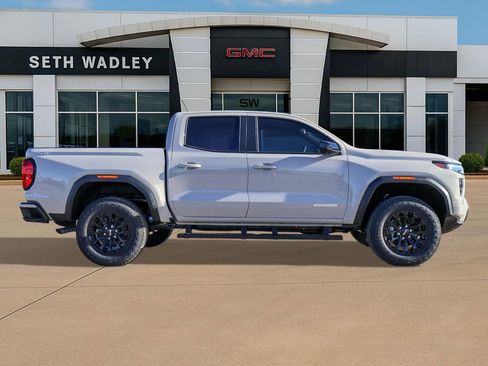 New 2026 GMC Canyon Elevation w/ Convenience Package image 8