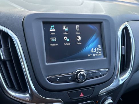 Used 2018 Chevrolet Equinox LT FWD image 20
