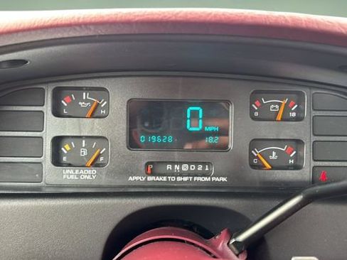 Used 1996 Chevrolet Caprice SS RWD image 13