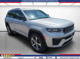 New 2026 Jeep Grand Cherokee Limited RWD video 1