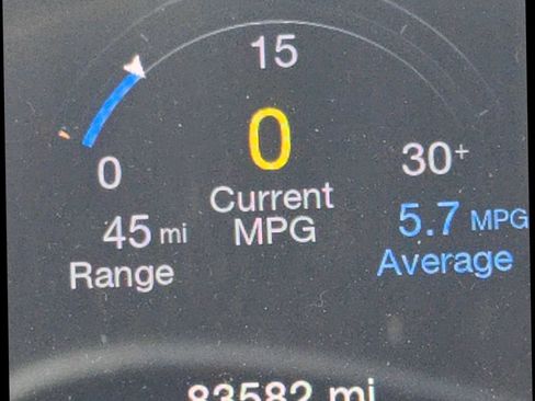 Used 2017 Dodge Durango R/T w/ Technology Group RWD image 35