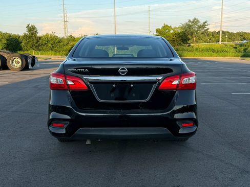 Used 2019 Nissan Sentra S FWD image 5