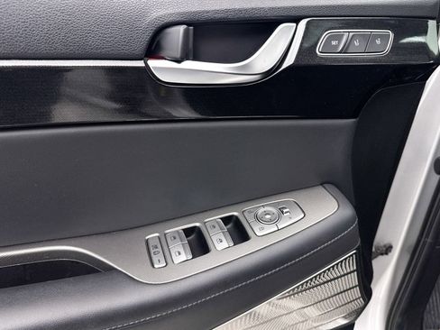 Used 2022 Hyundai Palisade Limited w/ Cargo Package image 25