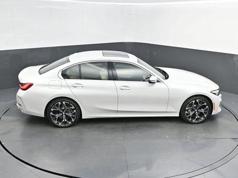 New 2026 BMW 330i Sedan w/ Premium Package RWD image 39