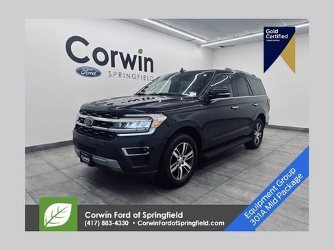 Used 2024 Ford Expedition Limited image 1