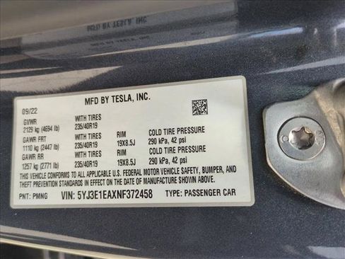 Used 2022 Tesla Model 3 Standard Range RWD image 15