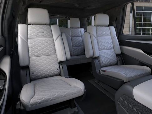 New 2026 Cadillac Escalade V AWD/4WD image 17