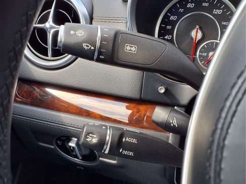 Used 2020 Mercedes-Benz SL 450 image 23