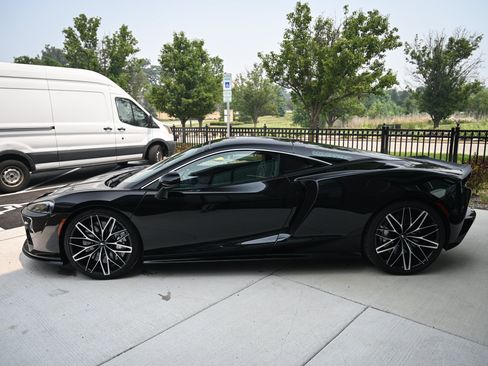 Used 2025 McLaren GTS RWD image 28