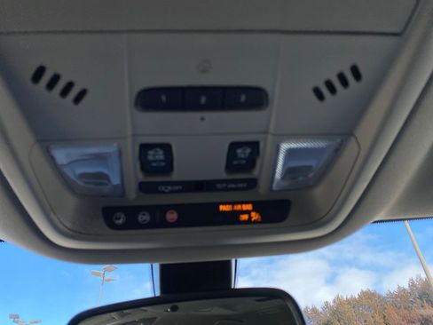 Used 2021 Buick Enclave Essence w/ Experience Buick Package image 37