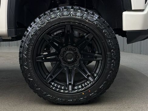 Used 2026 GMC Sierra 1500 AT4 w/ AT4 Premium Package AWD/4WD image 9
