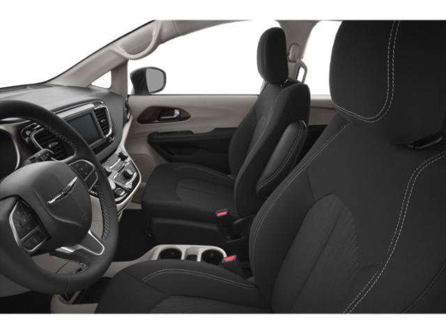 Used 2023 Chrysler Voyager LX FWD image 11