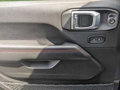 Certified 2024 Jeep Wrangler Unlimited Rubicon image 10