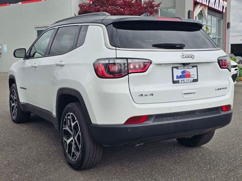 Certified 2025 Jeep Compass Limited AWD/4WD image 5