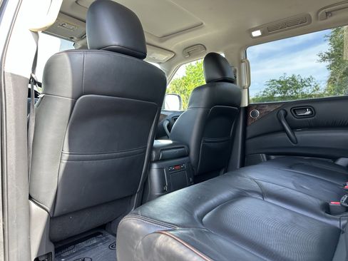 Used 2019 Nissan Armada SL w/ Premium Package image 18