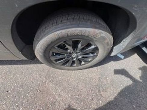 Used 2025 MAZDA CX-50 AWD 2.5 S w/ Premium Package image 6