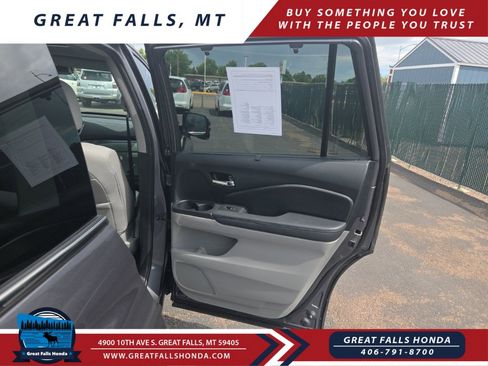 Used 2022 Honda Pilot Black Edition image 18