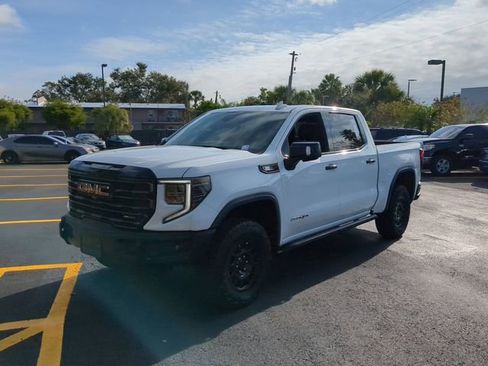 Used 2024 GMC Sierra 1500 AT4X w/ AT4X AEV Edition image 11