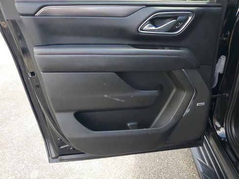Used 2024 Chevrolet Suburban RST RWD image 24