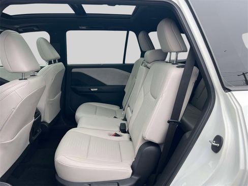 Certified 2025 Lexus TX 350 AWD w/ Technology Package image 12