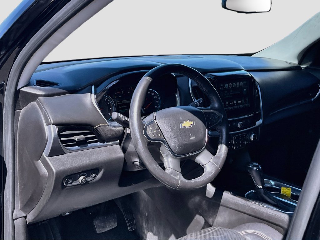 Used 2018 Chevrolet Traverse Premier w/ Redline Edition FWD image 9
