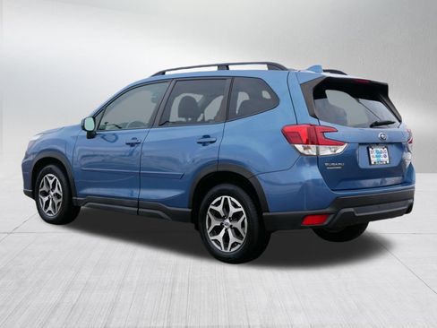 Used 2021 Subaru Forester Premium image 5
