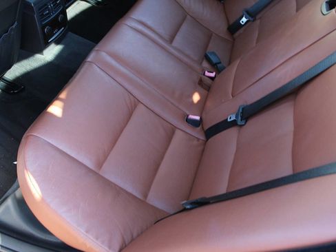 Used 2007 BMW 530xi Sedan image 31