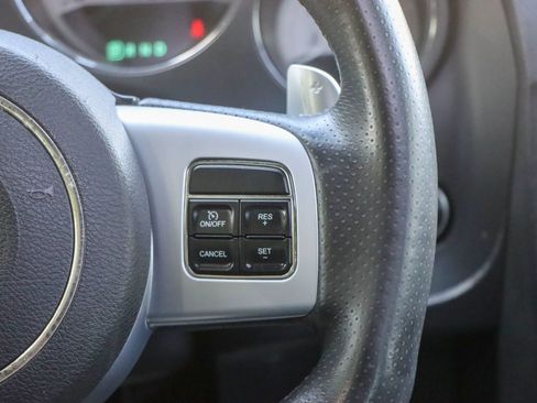 Used 2013 Dodge Challenger SRT8 w/ Harman Kardon Audio Group RWD image 27