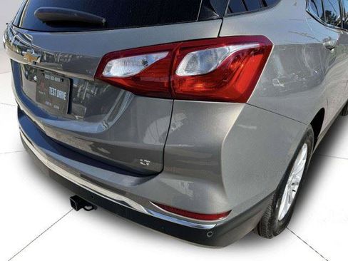 Used 2018 Chevrolet Equinox LT FWD image 18