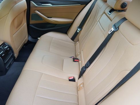 Used 2023 BMW 530i xDrive w/ M Sport Package AWD/4WD image 38