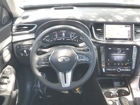 Used 2023 INFINITI QX50 Sensory AWD/4WD image 17