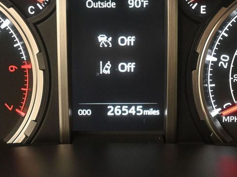 Used 2024 Toyota 4Runner TRD Off-Road Premium image 14