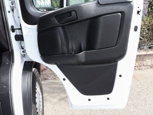Used 2025 RAM ProMaster 3500 w/ Convenience Group FWD image 35