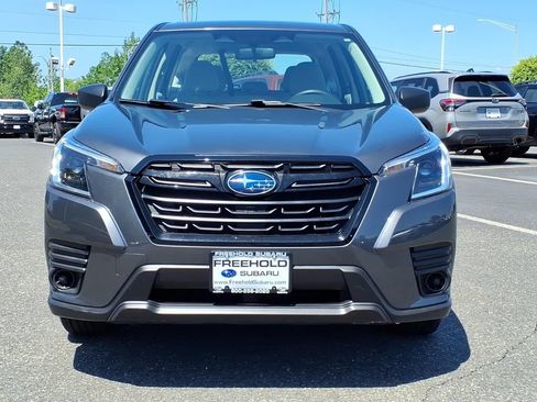 Used 2022 Subaru Forester AWD/4WD image 2