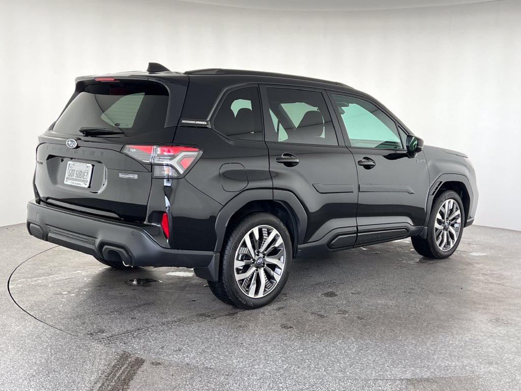 New 2026 Subaru Forester Touring AWD/4WD image 4