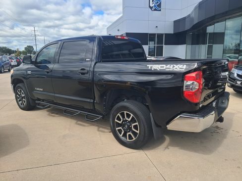 Used 2015 Toyota Tundra SR5 w/ TRD Off Road Package image 5