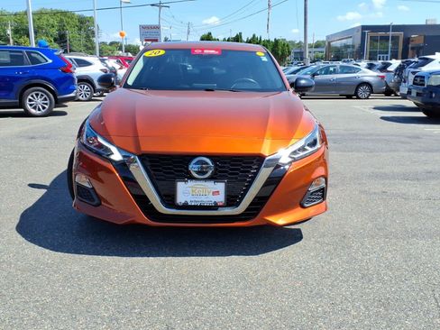 Certified 2020 Nissan Altima 2.5 SR w/ Premium Package AWD/4WD image 2